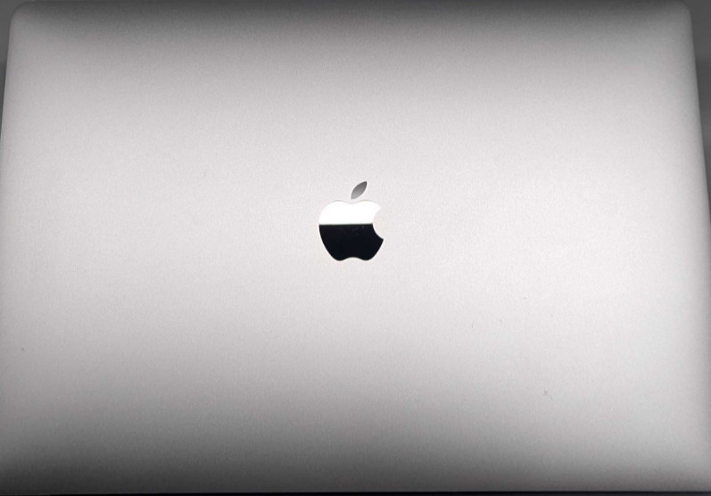 Ноутбук: Apple MacBook Pro A1990/ i7- 8850H/ 2.60GHz. 32Gb./ 512Gb.SSD (58 цик.) Київ - фото 4