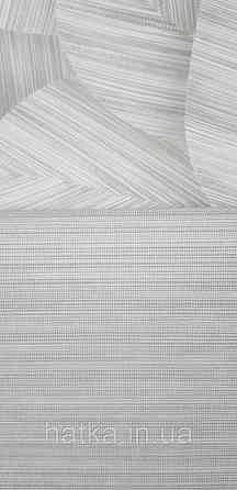 Шпалери вінілові на флізеліні Sintra Adria метрові однотонні тонка смужка структурні сірі із зеленим Київ