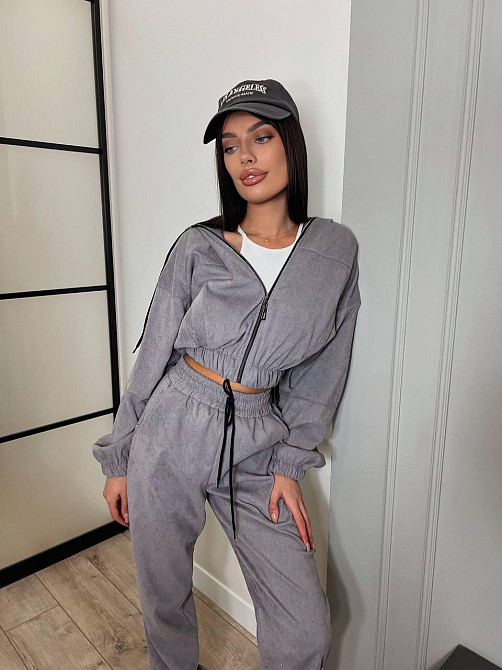 Женский прогулочный спортивный костюм двойка: кофта и штаны микровельвет Серый, 46/48 Одесса - изображение 6