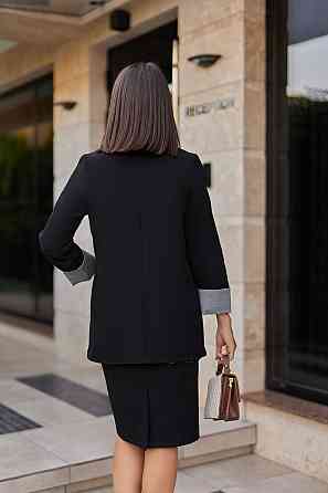 Жіночий базовий піджак на підкладці з манжетами "Lavita" | Норма і батал Чорний, 46-48 Київ