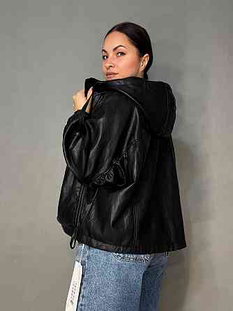 Куртка женская Ou Mai JY-08 из экокожи с капюшоном оверсайз черная, черный, XL Киев