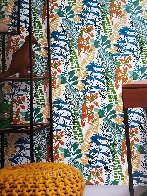 Обои флизелиновые Decoprint Good Vibes 0.53х10 молодежные детские тропики растения листья цветы на белом Киев - изображение 1