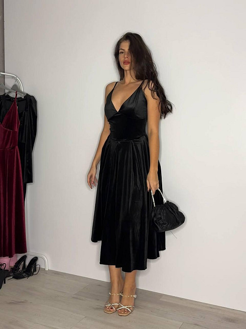 Жіноча вечірня романтична сукня з королівського щільного оксамита Одеса - фото 5