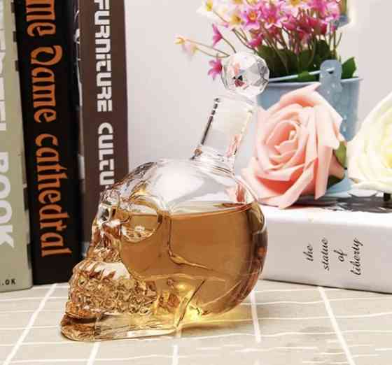 Графин Череп 550 мл Винница