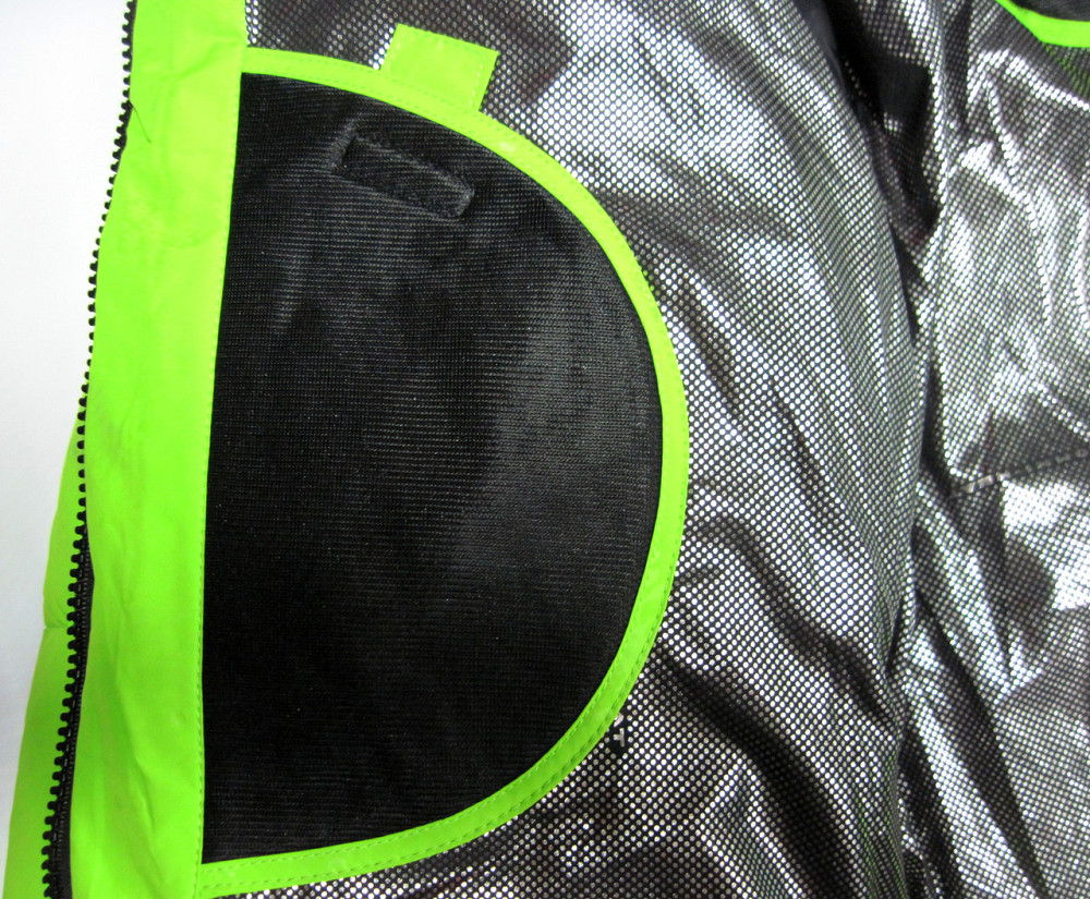 Зимняя женская  куртка 