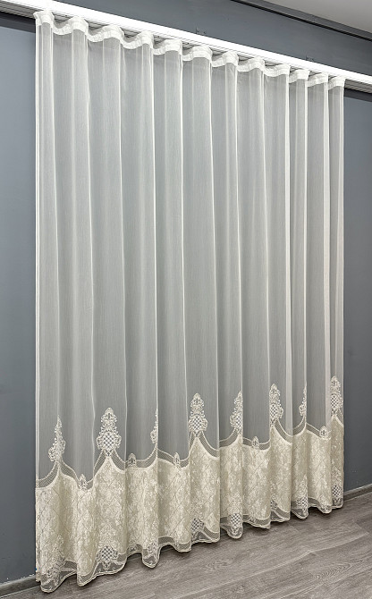 Тюль VR-Textil 1815т Бамбук с вышивкой и бархатом Молочный  300х270 см (40-111) Киев - изображение 3
