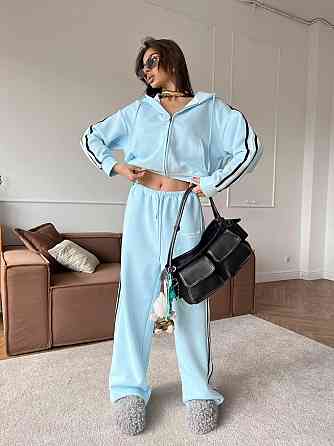 Женский спортивный оверсайз костюм двойка: кофта и штаны с лампасами Одесса