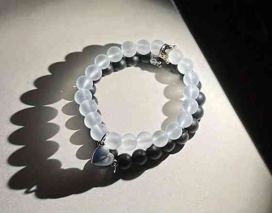 Парные браслеты с сердечком, светящимся в темноте – подарок для пары Киев