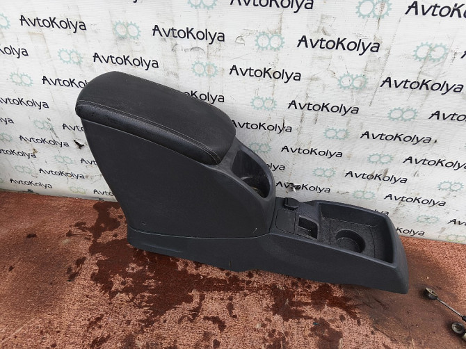 Підлокотник Mercedes Citan 2013-2020 Ковель - изображение 1