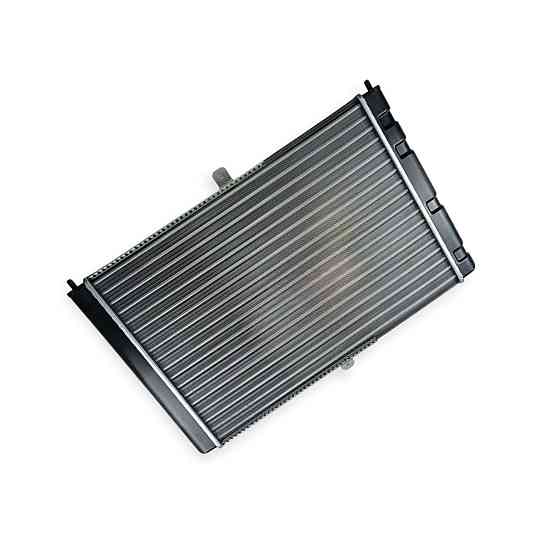 Радіатор двигуна 2108, 2109, 21099, 2113, 2114, 2115 універсальний охолодження Мукачево