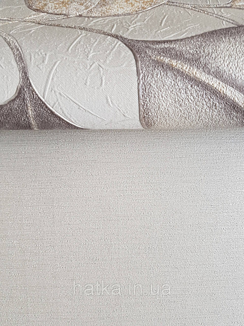 Обои виниловые на флизелиновой основе Rasch Incanto 1.06х10 однотонные тонкая полоска с глянцем светло серые Киев - изображение 3