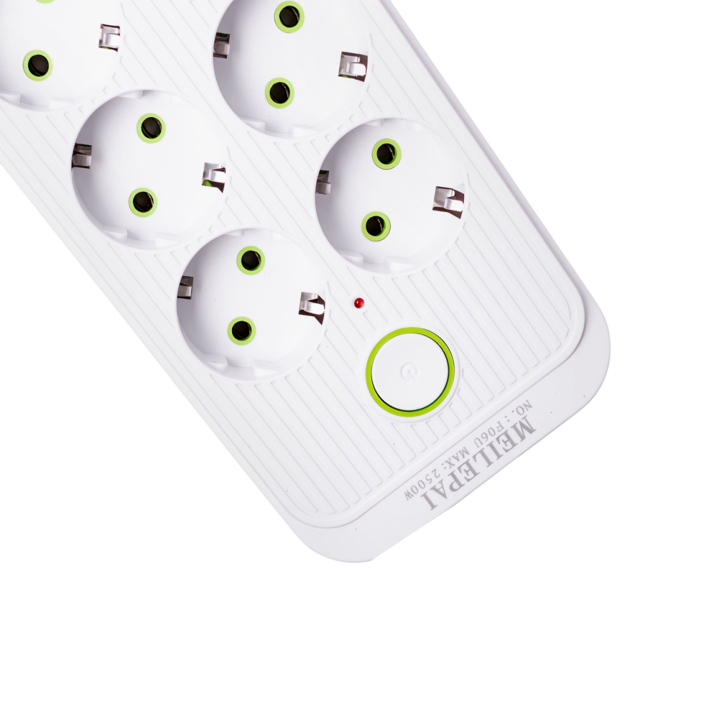 Сетевой фильтр 3 м удлинитель F06U на 6 розеток 4 USB 1 Type-C и кнопкой отключения Белый HP-5-23 Киев - изображение 5