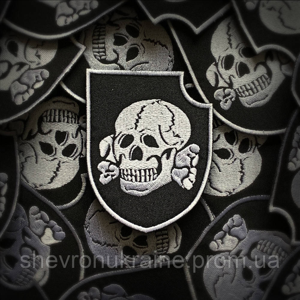 Шеврон Адамова голова (Форма щит. На липучке) Размер 9.5x7.5см Киев - изображение 1