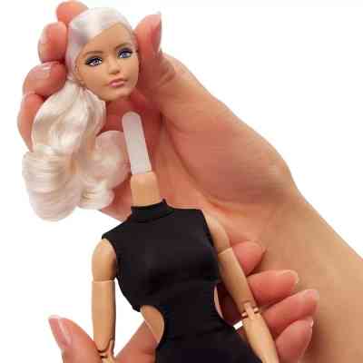 Лялька Barbie Signature Basics 2 Попелястий блонд (JBH71) Вінниця