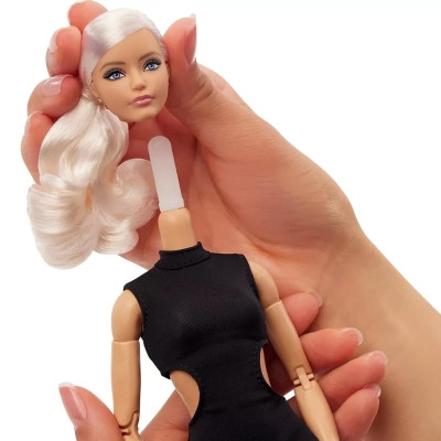 Лялька Barbie Signature Basics 2 Попелястий блонд (JBH71) Вінниця - фото 5