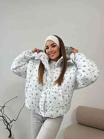 Женская куртка с капюшоном в цветочный принт плащевка на синтепоне Белый Одесса