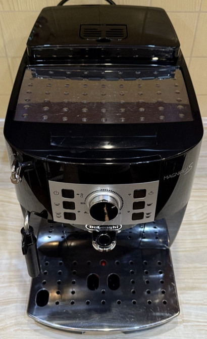 Кавомашина Delonghi Magnifica Киев - изображение 1