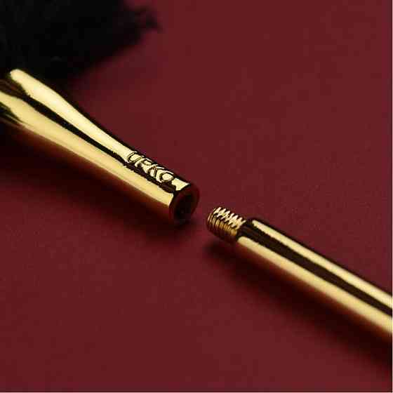 Перо на позолоченій ручці Premium Feather Tickler UPKO Sex Aura Київ