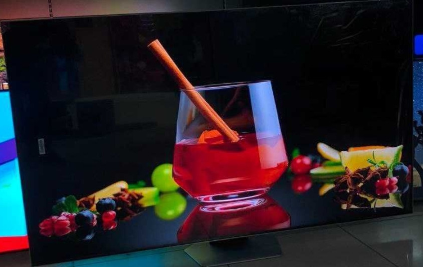 Телевизор Безрамный: 55