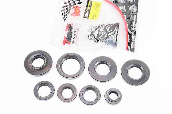 Сальники к-кт 8шт (16,5x30x7/10; 22x35x7; 22x36,5x6-2шт; 25x52x6-2шт; 25x52x7/9,5; 35x52x8,5) Юпітер Київ