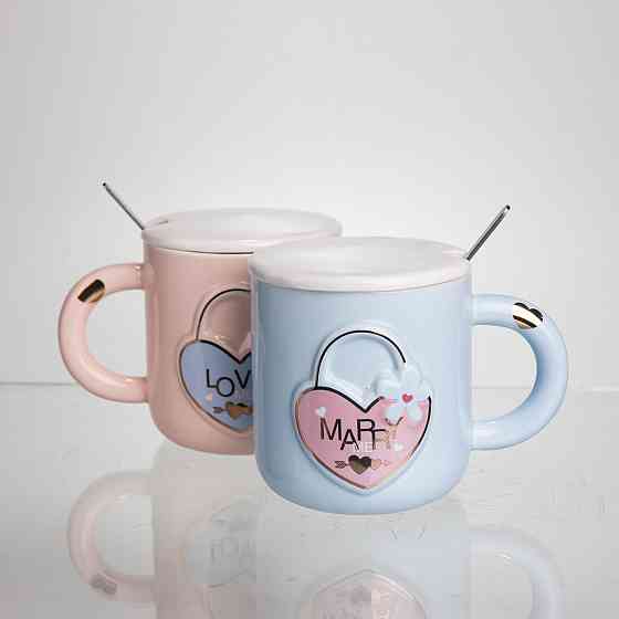 Yiwu Набір парних порцелянових чашок із серцем 2 (шт) по 400 (мл) чашки на подарунок із кришкою Коломия