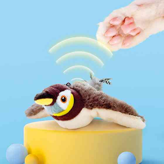 Інтерактивна іграшка для котів "Пташка" махаючими крилами / Гра-дражнилка для котів зі звуковими ефектами Київ