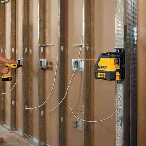 Лазерний рівень DeWalt DW088K Київ