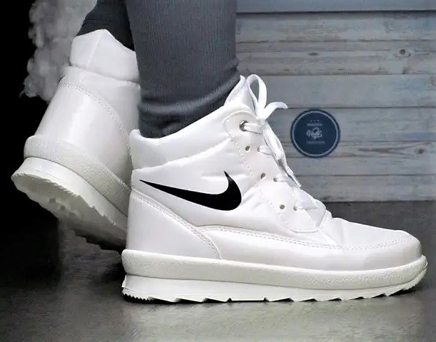 Зимові жіночі Кросівки на Меху Білі Найки Снікерси в стилі N!ke Дутики (розміри: 36,37,38,39,40,41) Дніпро - фото 3