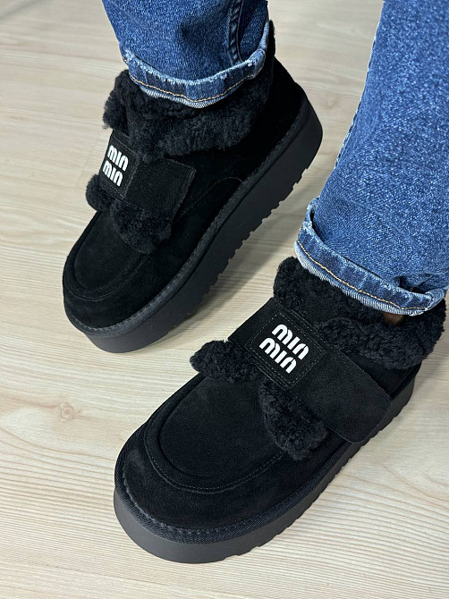 Ботинки женские Hengji 720-1 угги замшевые на меху с липучкой черные, 37, 23,5 см Киев - изображение 1