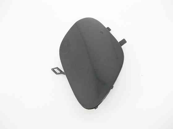 Mercedes-Benz  A2058850724 Нова кришка - заглушка буксирувального гака в передньому бампері C-Class W205 Одесса