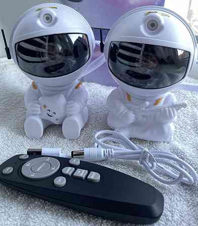 Проектор космонавт зоряне небо. Київ