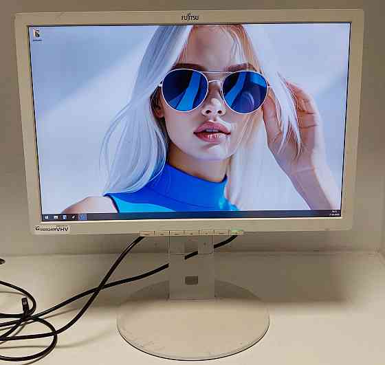 Монітор 22" Fujitsu B22W-7 White (товар вживаний) Луцьк