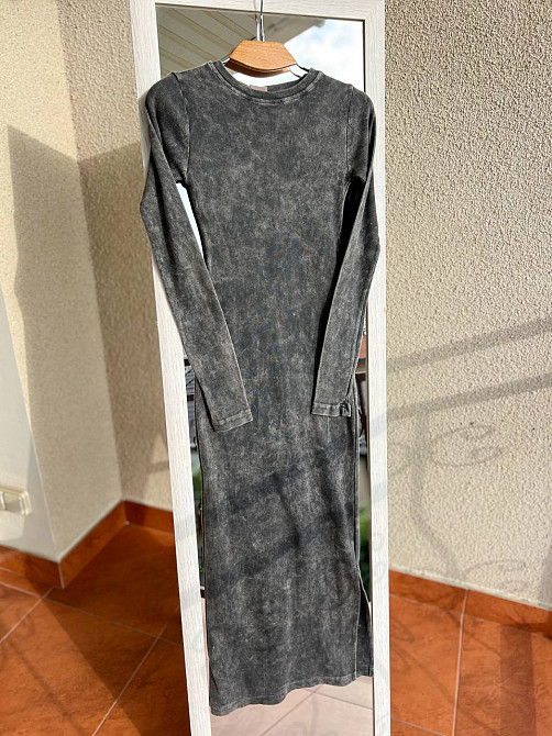 Платье женское Little Secret 400235 вареное тай дай длинное рубчик с разрезом облегающее серое, серый, one size Киев - изображение 20