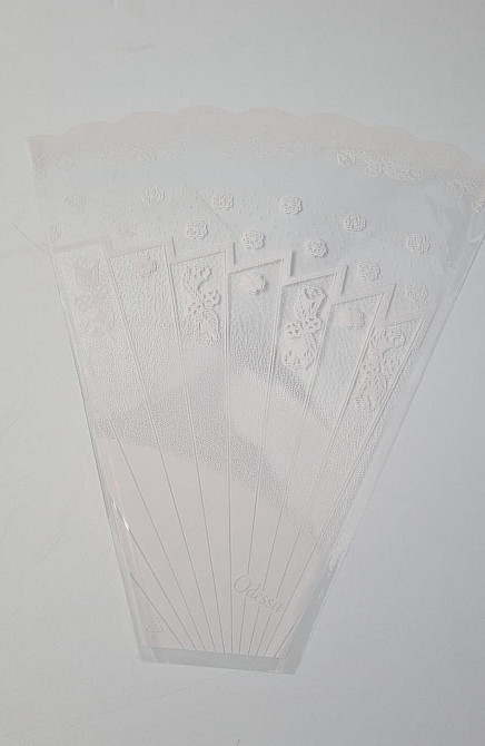 Упаковка конус под цветы h50/10низ/50верх