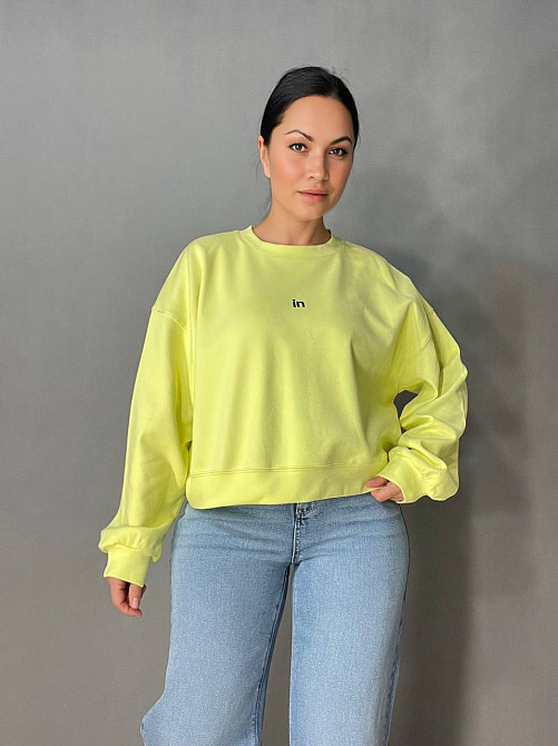 Свитшот женский U S 36918 оверсайз рубчик диагональ вышивка 