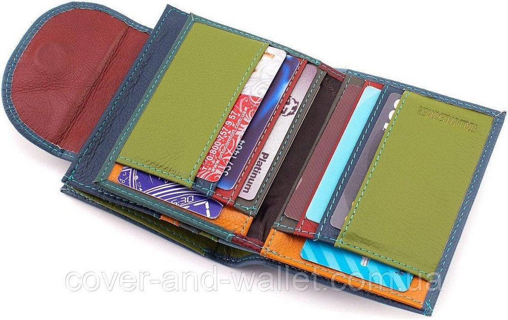 Стильний компактний жіночий гаманець синього кольору із хлястиком на магніті ST Leather Київ - фото 6