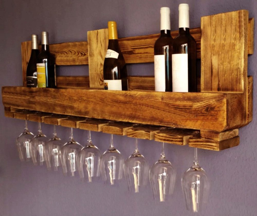 Настенная винная полка 