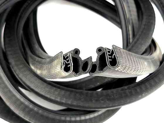 Ущільнювач 2109, 21099, 2114, 2115, ЗАЗ 1103, 1105 Славута передній (3450 мм) двері Мукачево