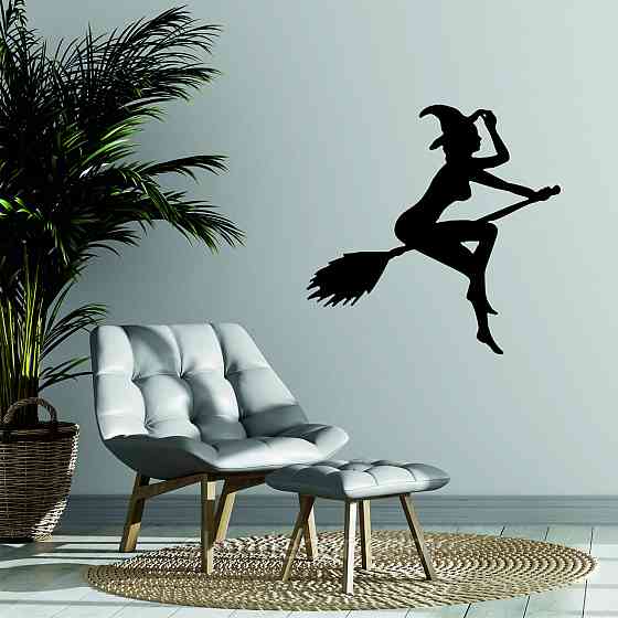 Декоративное настенное Панно «Ведьма на метле», Декор на стену 70*68 см, Черный Киев