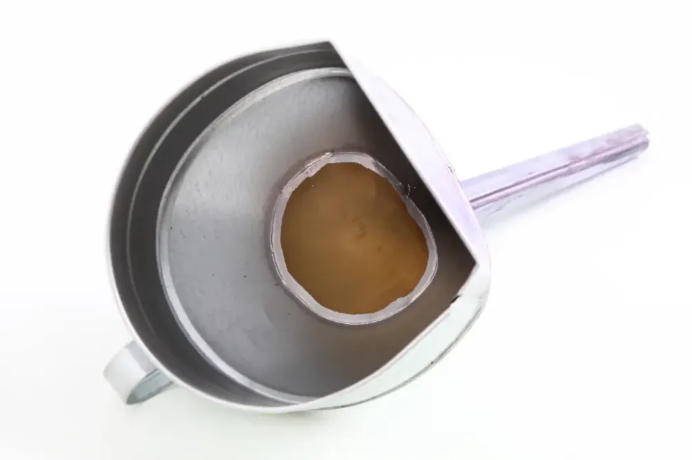 Лейка метал. дизель 1.5л носик вузький косою усил. оцинкована (під клапан) Вінниця - фото 2