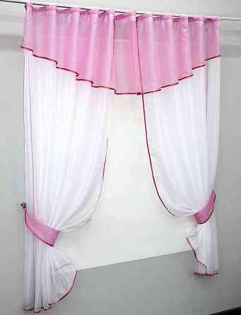 Кухонные шторы VR-Textil № 084к с ламбрекеном и подвязками белый с розовым 280х170 см (52-0251) Киев