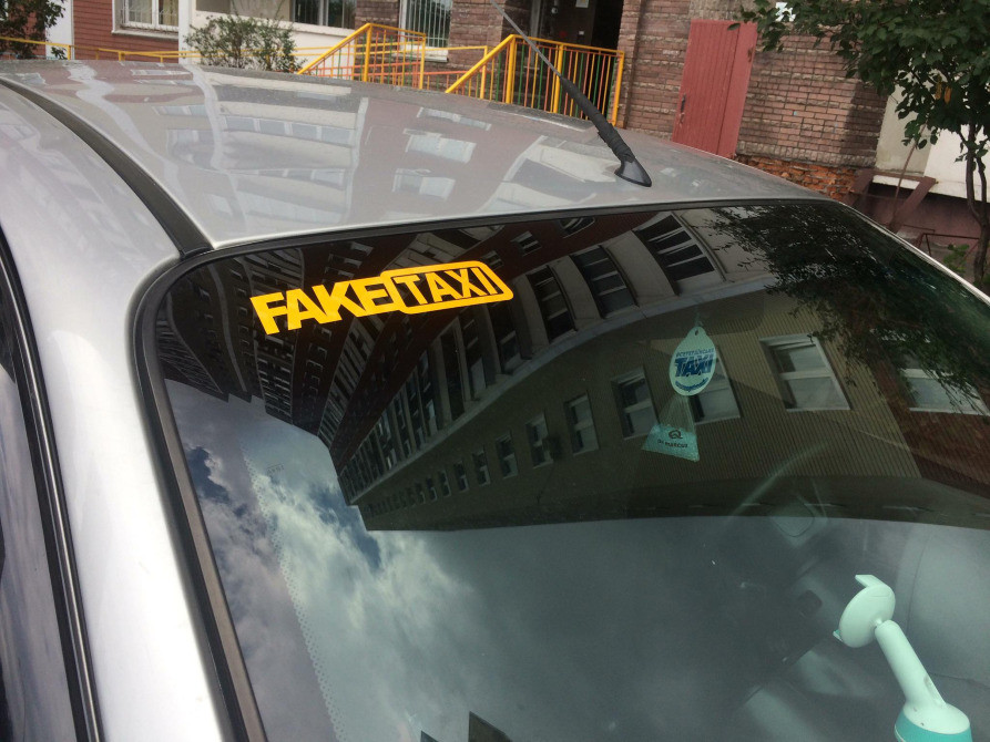 Наклейки на автомобиль FakeTaxi Чёрная, Красная, Б Киев - изображение 3