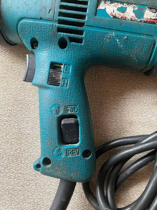 Ударный гайковёрт Makita – надежный инструмент Днепр - изображение 3