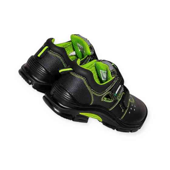 Сандалі Dallas захисні, р 42 шкіра, композитний піднос, антипрокольні, маслобензостій, підкладка Мукачево