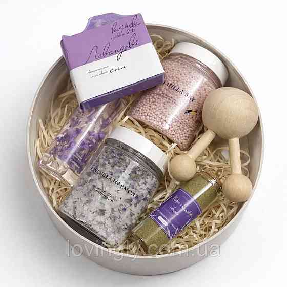 Крафтовый подарочный набор женщине 
