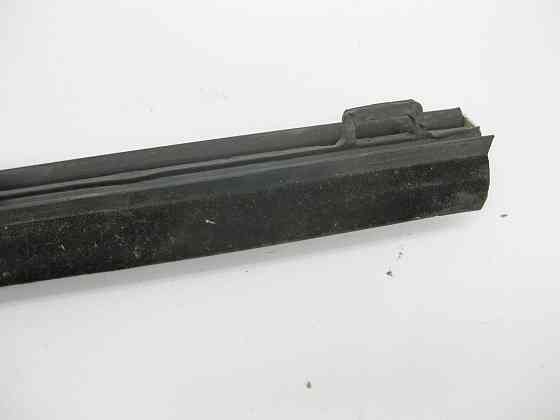 Mercedes-Benz  A2187300424 Хром молдинг під скло задніх правих дверей CLS C218 Одесса