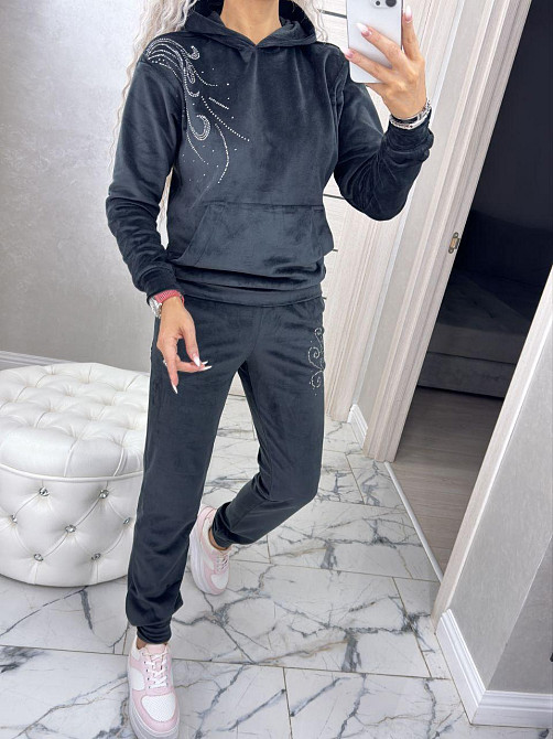 Женский стильный велюровый костюм на флисе. 42-56р Киев - изображение 9