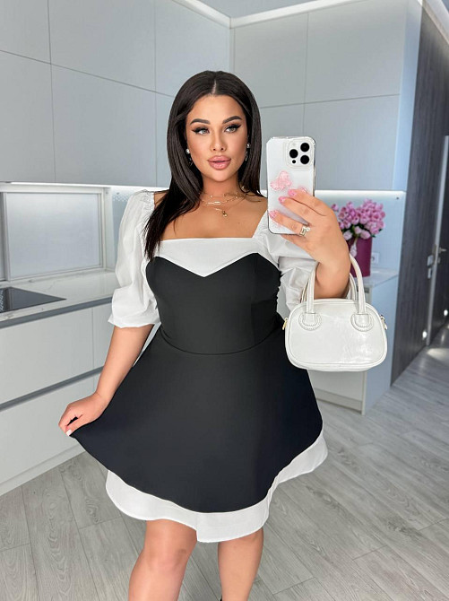 Женское стильное комбинированное мини платье с квадратным вырезом костюмка + 100% белый коттон Черный, 50/52 Одесса - изображение 1