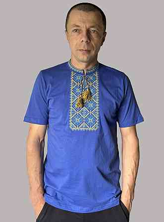 Чоловіча синя Футболка вишиванка з жовтою вишивкою Київ