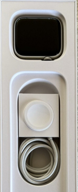 Смарт -Часы Apple Whatch Series 4 (44 mm) Silver Aluminum Case with White Sport Band Київ - фото 5